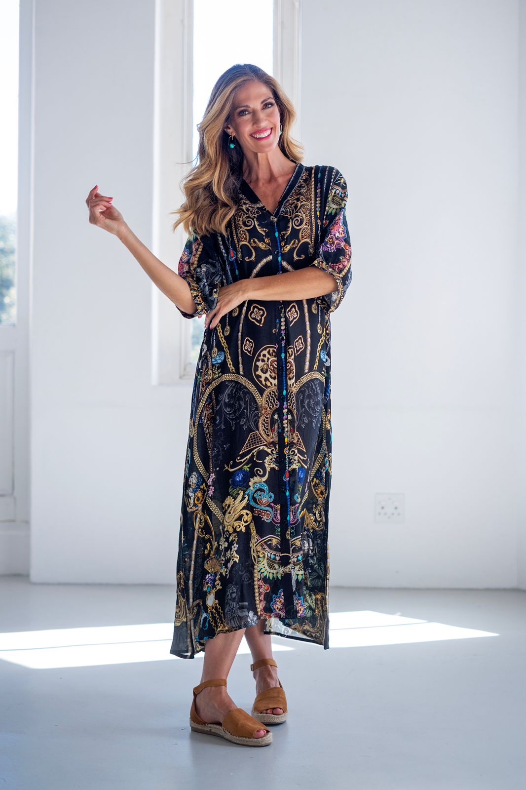 ICONIC Dress Black Bold Print